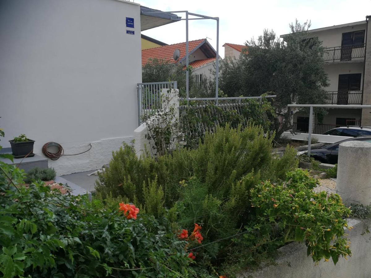 Apartments Tonka Baška Voda Exteriér fotografie